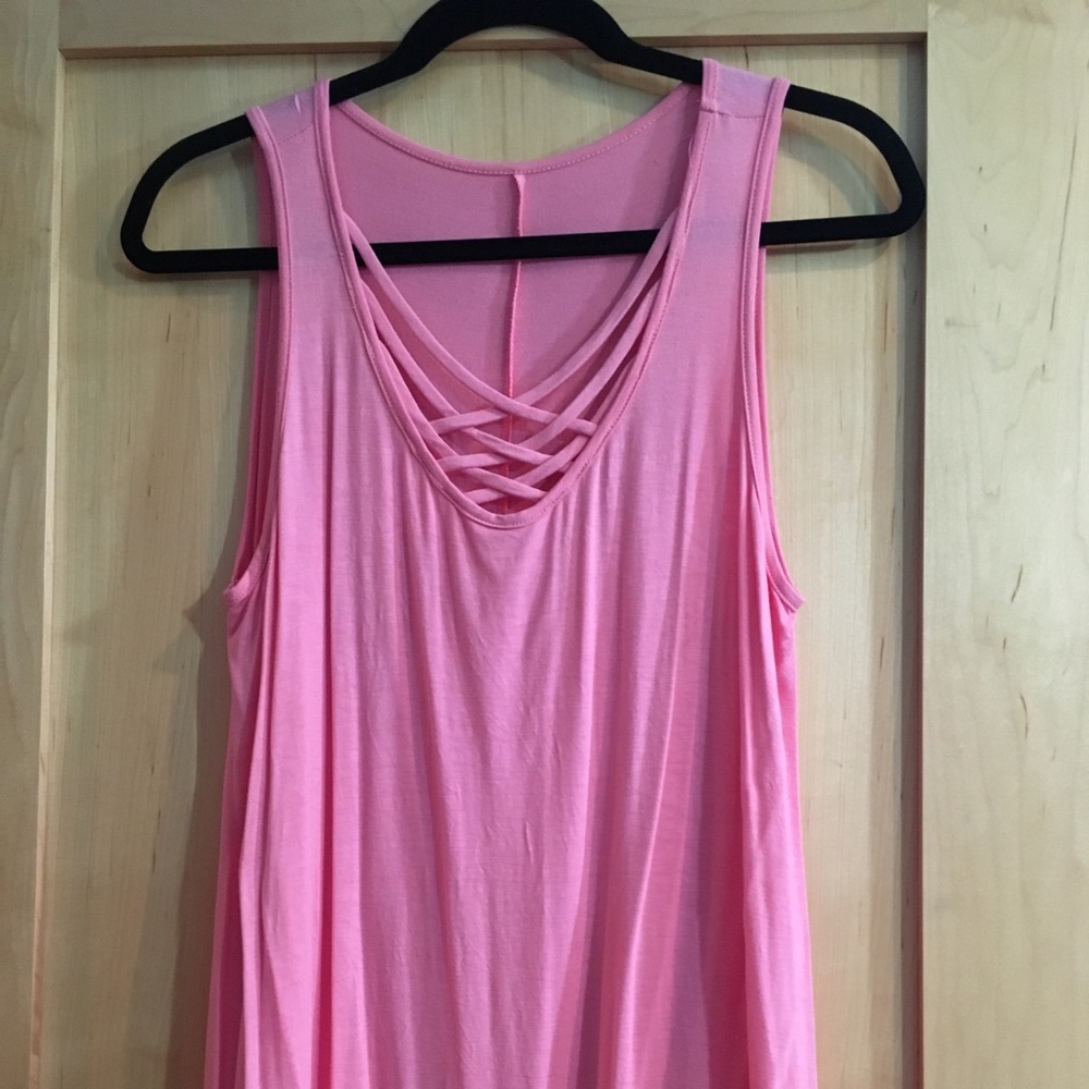 Pink tank